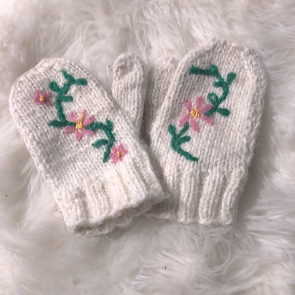 Wool Mittens - Picture 1 of 1